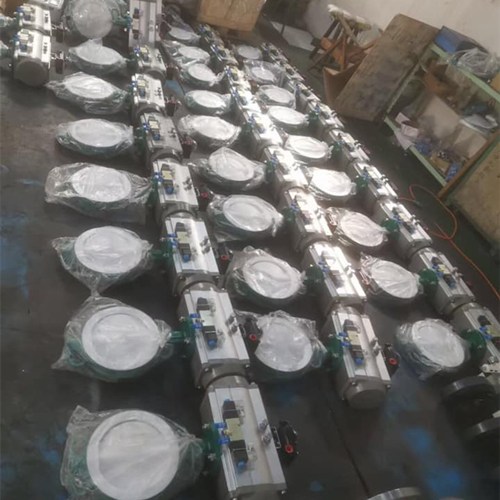 Pneumatic operated butterfly valves, concentric type, body cast steel WCB