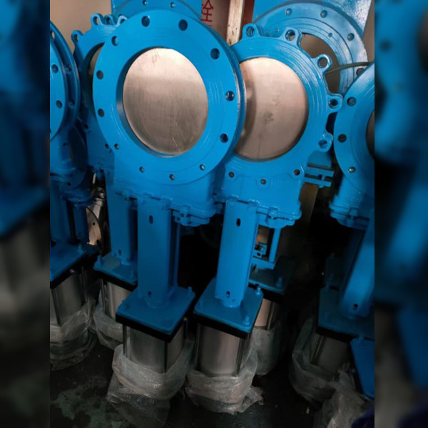 Pneumatic sluice gate valve, PN16, slurry