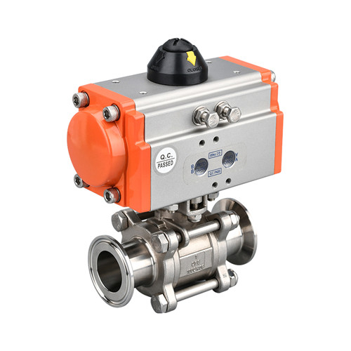 Pneumatic ball valve with clamp end